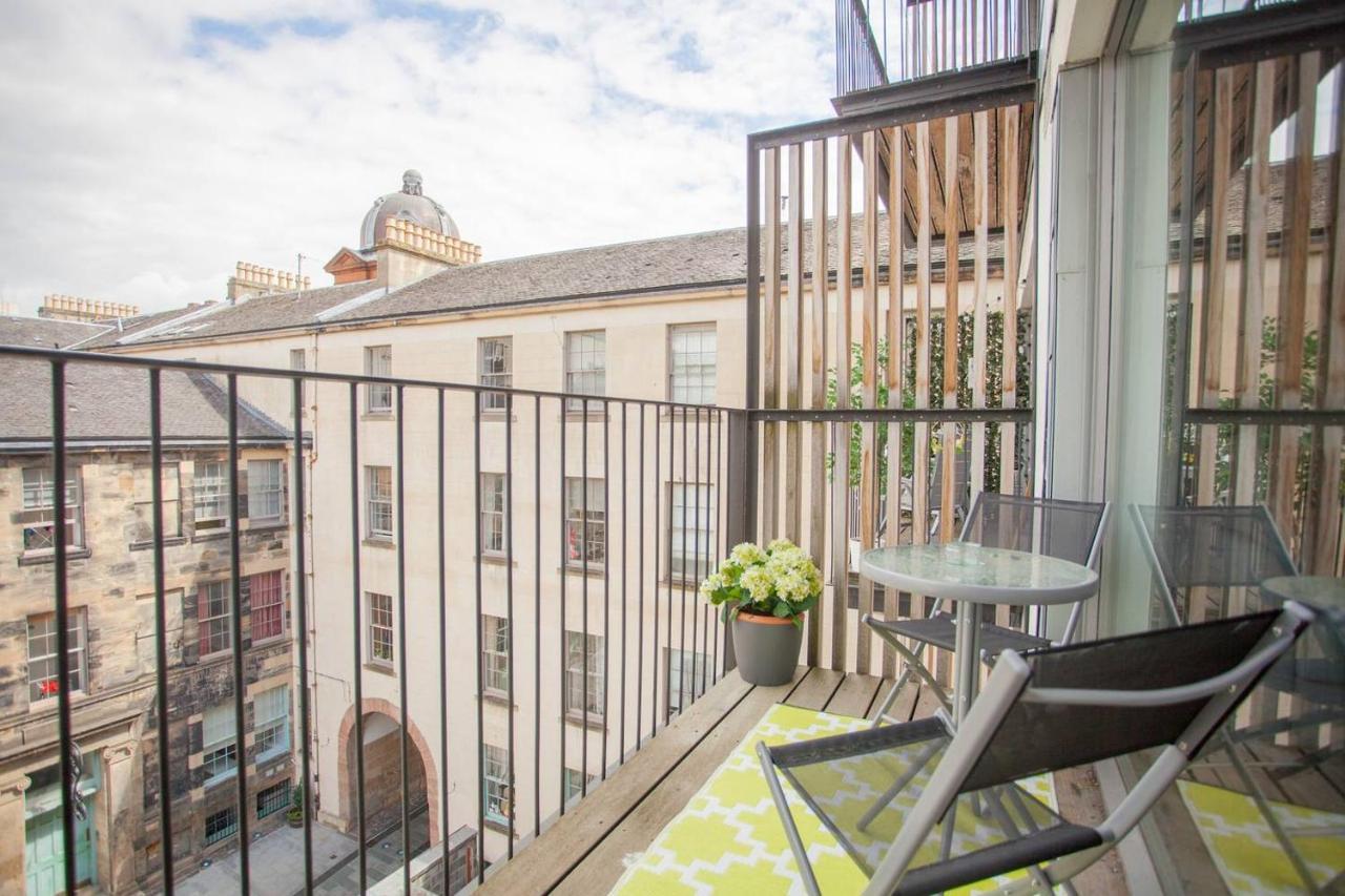 1 Bedroom Flat In The Heart Of Merchant City Glasgow Eksteriør billede