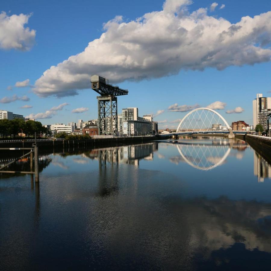 1 Bedroom Flat In The Heart Of Merchant City Glasgow Eksteriør billede